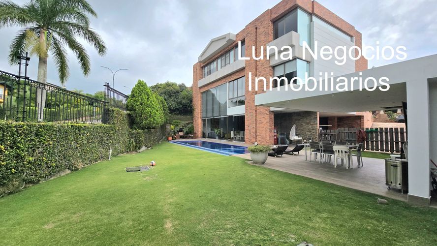Casa de 5 alcobas en venta en Ruitoque Condominio, Floridablanca, 640 m² · foto 5 de 24