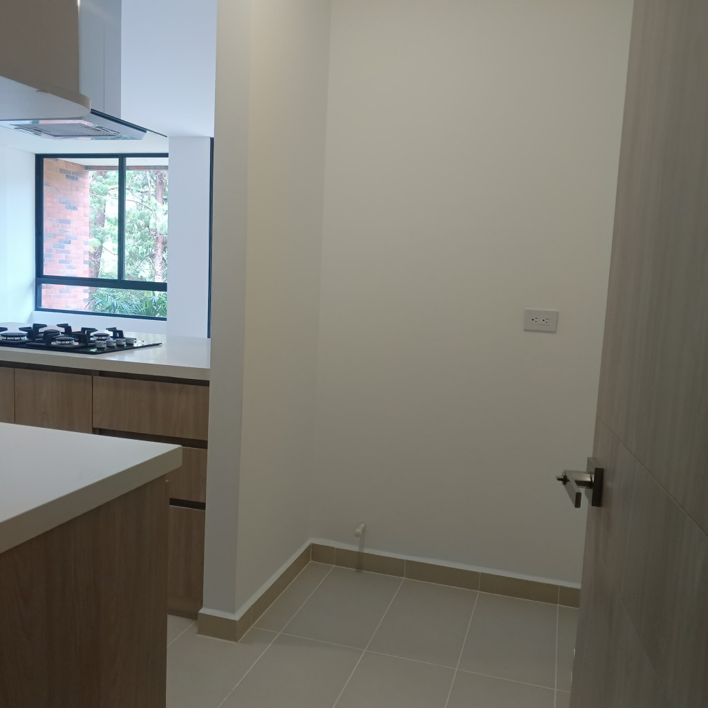 1BR Apartment in Santa Elena (73 m²) - 3
