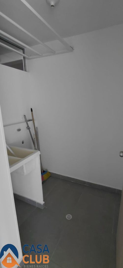 Apartamento de 2 alcobas en venta en Portanova, Piedecuesta, 60 m² · foto 11 de 11
