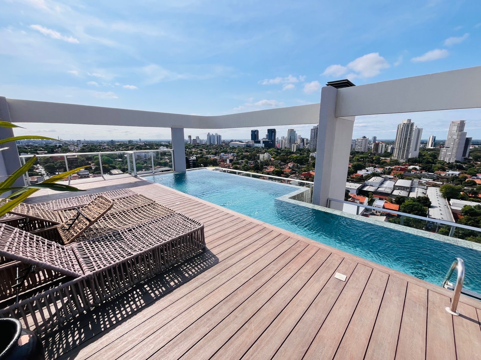 Departamento en alquiler en Herrera, Asunción — foto 2