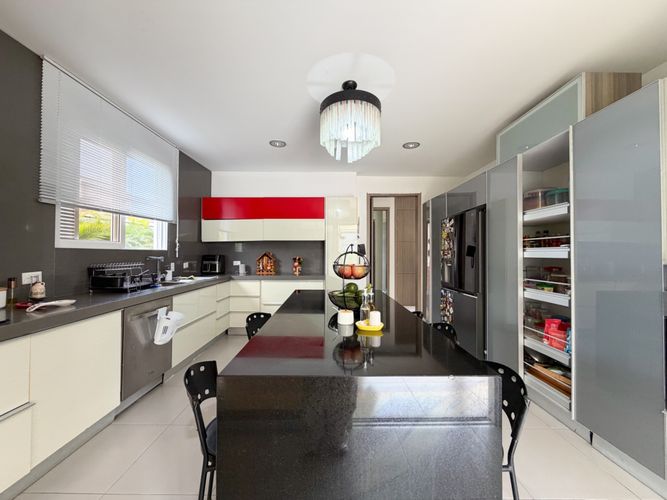 Casa de 6 alcobas en venta en Menzuly, Piedecuesta, 500 m² · foto 14 de 23