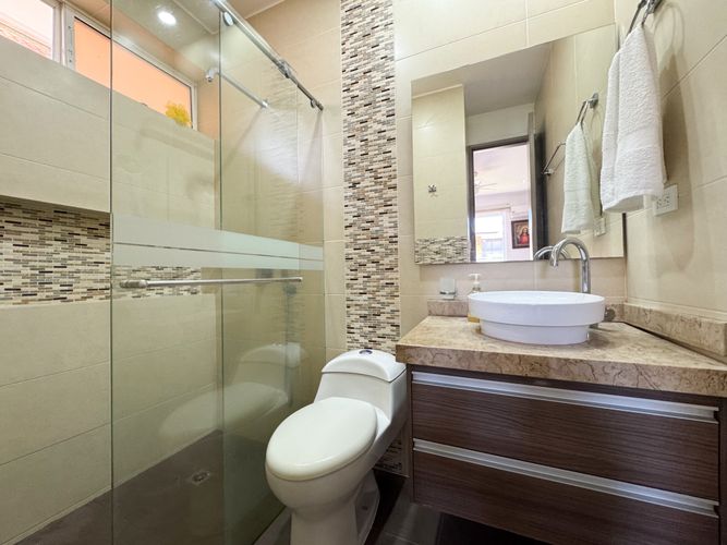 Casa de 6 alcobas en venta en Menzuly, Piedecuesta, 500 m² · foto 8 de 23