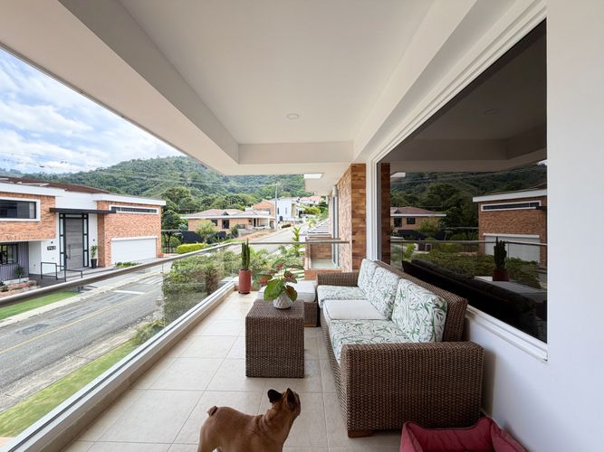 Casa de 6 alcobas en venta en Menzuly, Piedecuesta, 500 m² · foto 6 de 23