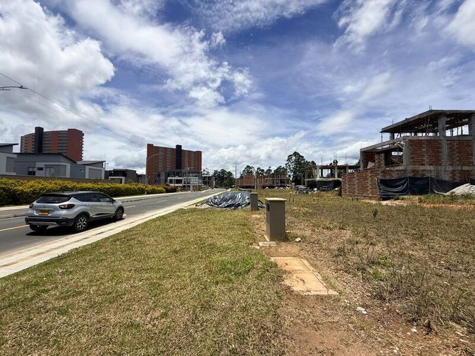 Lote en venta en Barro Blanco, Rionegro, 98 m² · foto 4 de 10