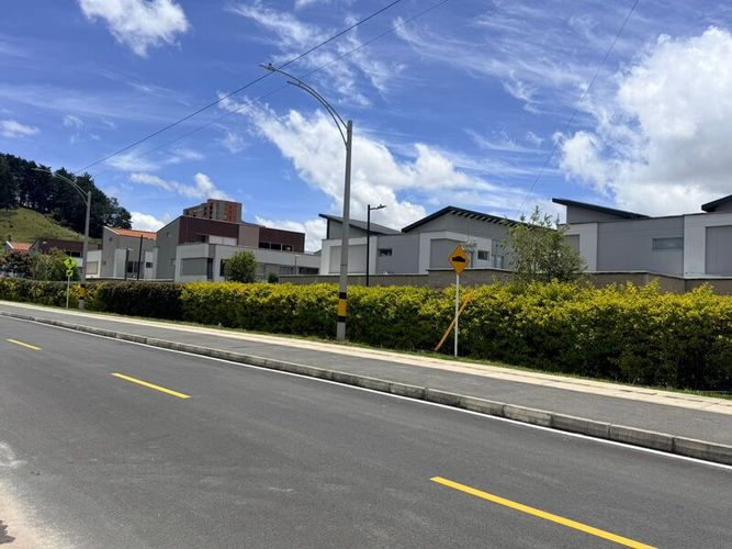 Lote en venta en Barro Blanco, Rionegro, 98 m² · foto 10 de 10