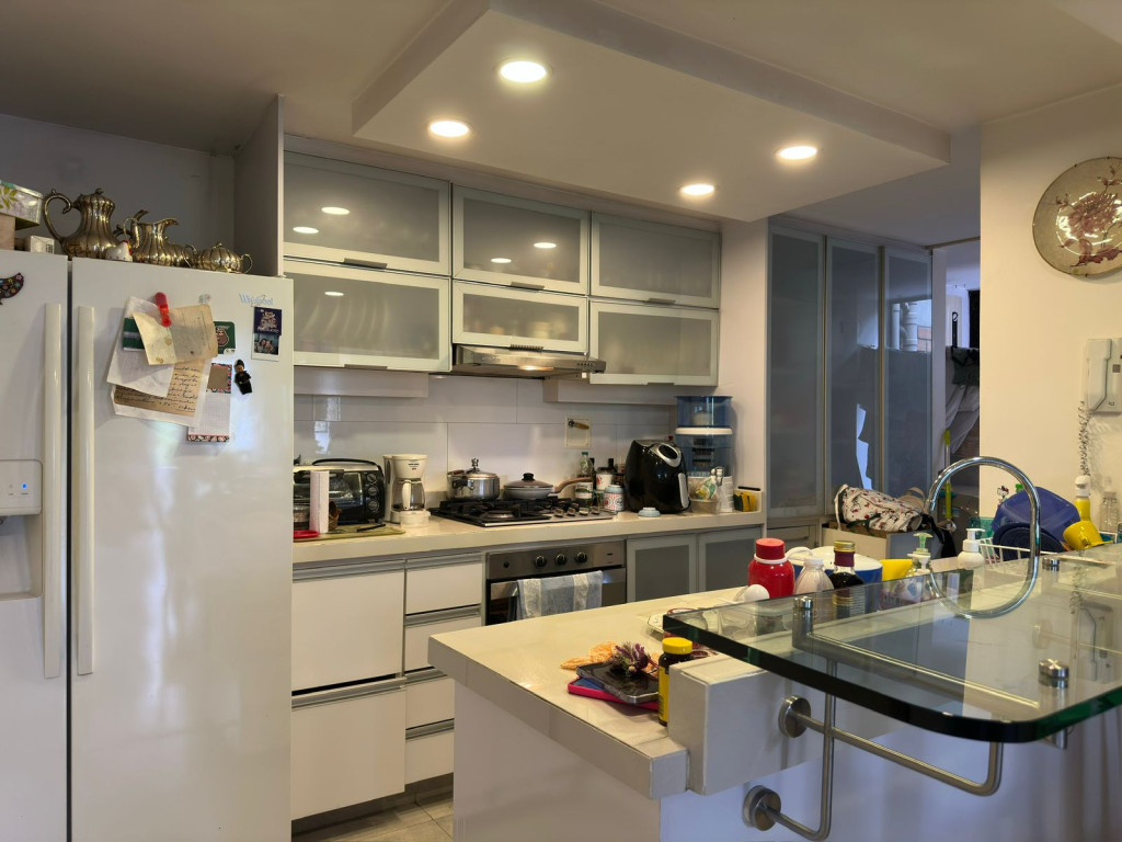 Apartment for sale in El Poblado, Medellín 2
