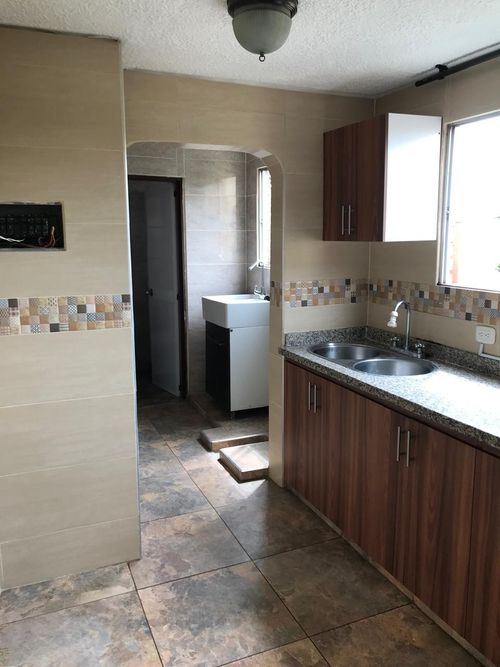 Apartamento en venta en Ciudad Los Alamos, Cali · foto 9 de 16