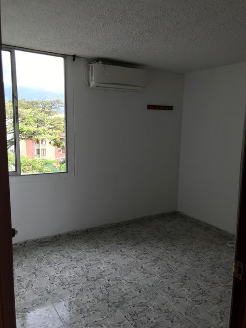 Apartamento en venta en Ciudad Los Alamos, Cali · foto 5 de 16