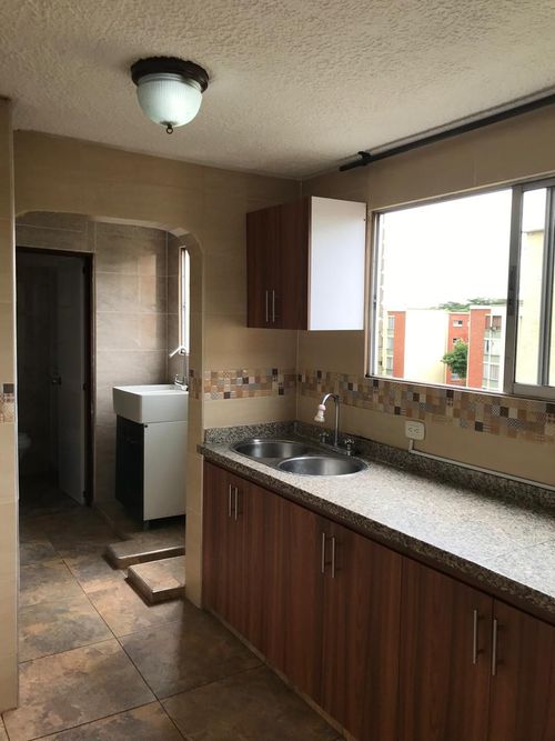 Apartamento en venta en Ciudad Los Alamos, Cali · foto 13 de 16