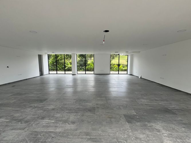 Local en arriendo en La Ceja, 130 m² · foto 4 de 8
