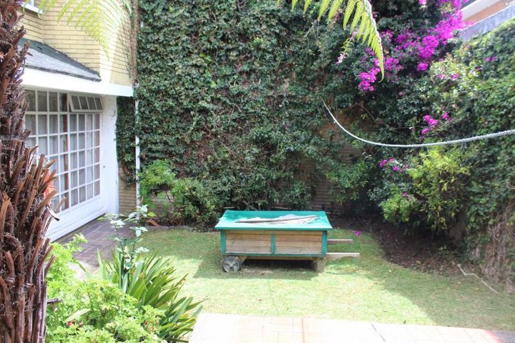Casa de 4 alcobas en venta en Santa Paula, Bogotá, 350 m² · foto 8 de 22