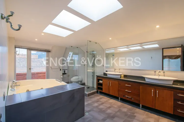 Casa de 5 alcobas en venta en Aposentos, Sopó, 720 m² · foto 14 de 20