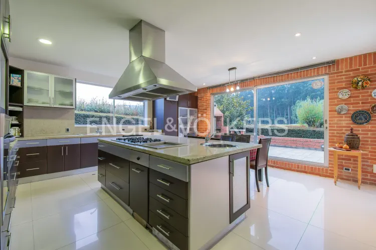 Casa de 5 alcobas en venta en Aposentos, Sopó, 720 m² · foto 8 de 20