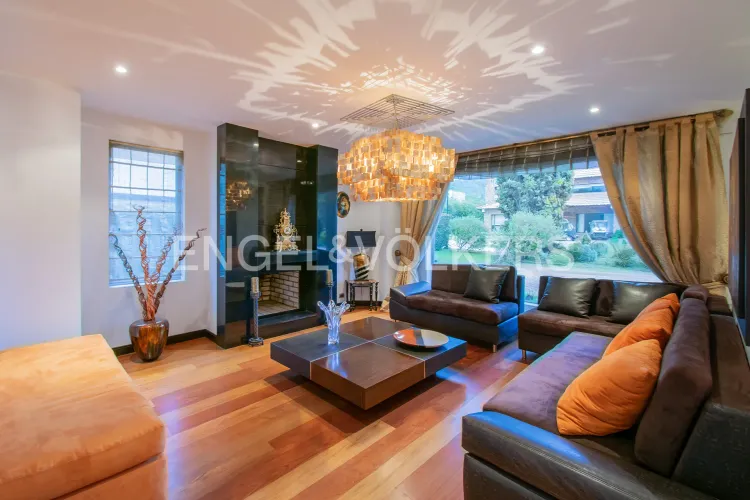 Casa de 5 alcobas en venta en Aposentos, Sopó, 720 m² · foto 3 de 20