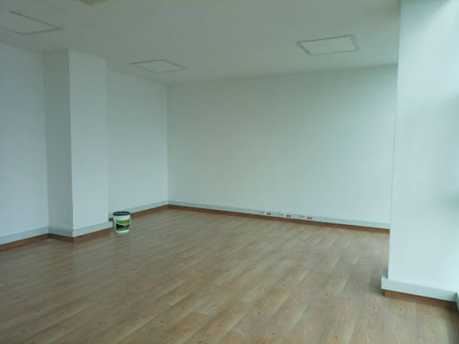 Oficina en arriendo en Los Balsos, Medellín, 50 m² · foto 3 de 9