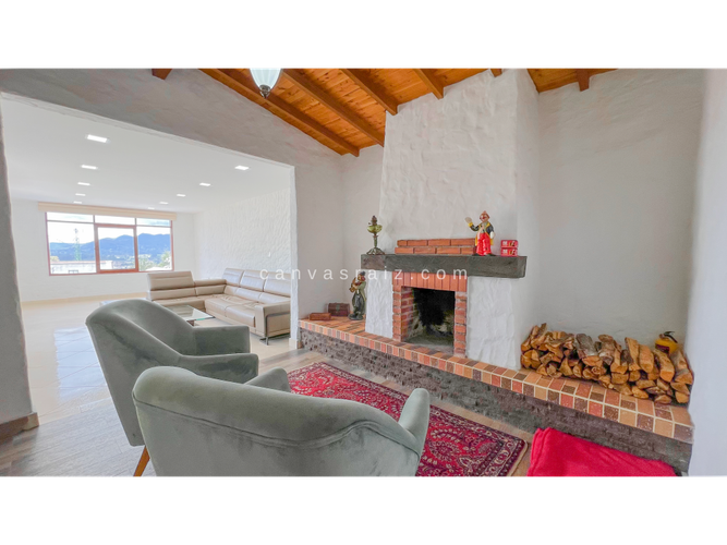 Casa de 6 alcobas en venta en El Porvenir, La Ceja, 330 m² · foto 10 de 18