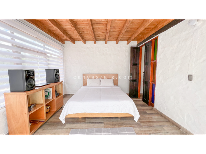 Casa de 6 alcobas en venta en El Porvenir, La Ceja, 330 m² · foto 13 de 18