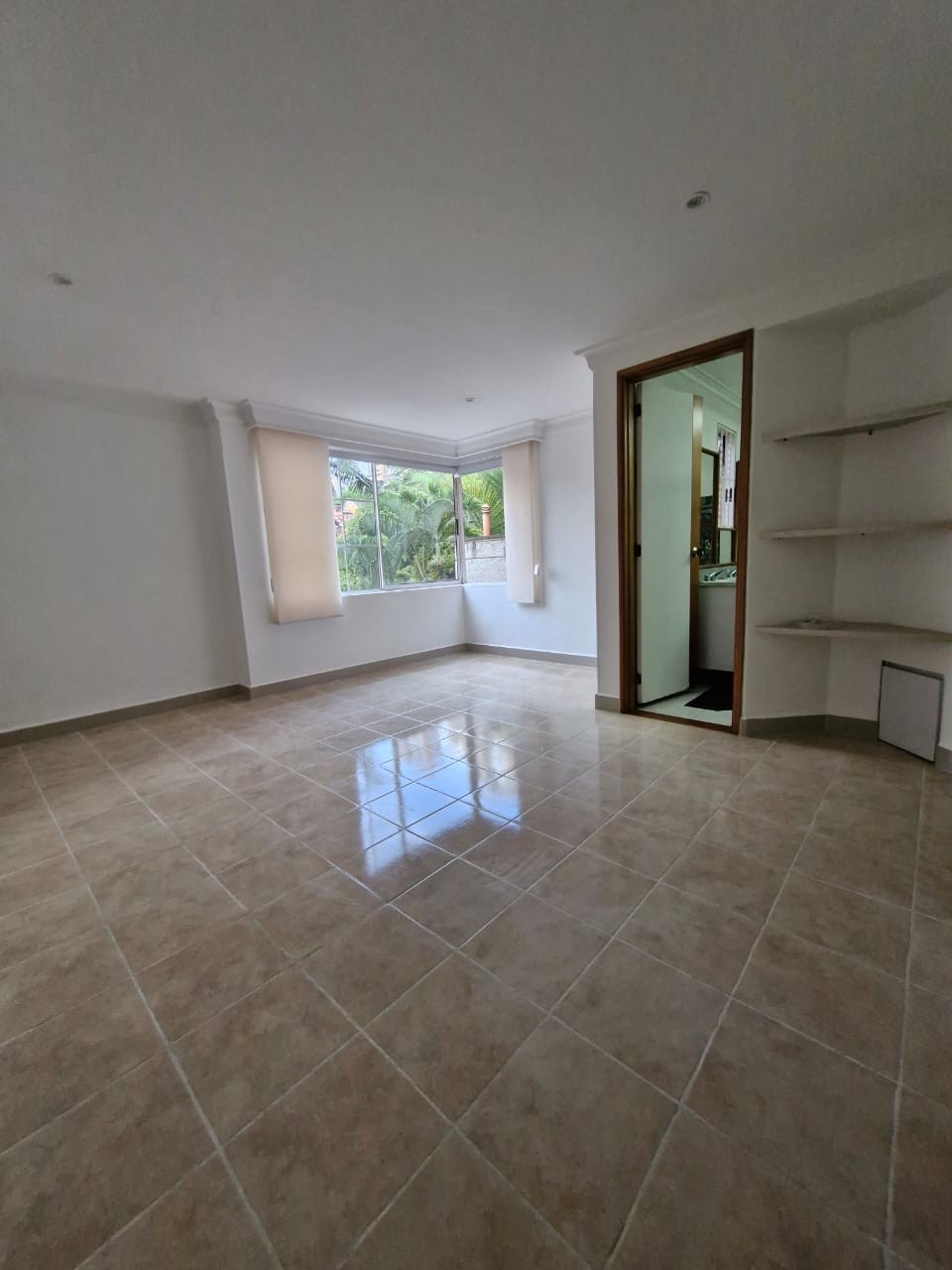 Casa en arriendo en Castropol, Medellín · foto 8 de 14