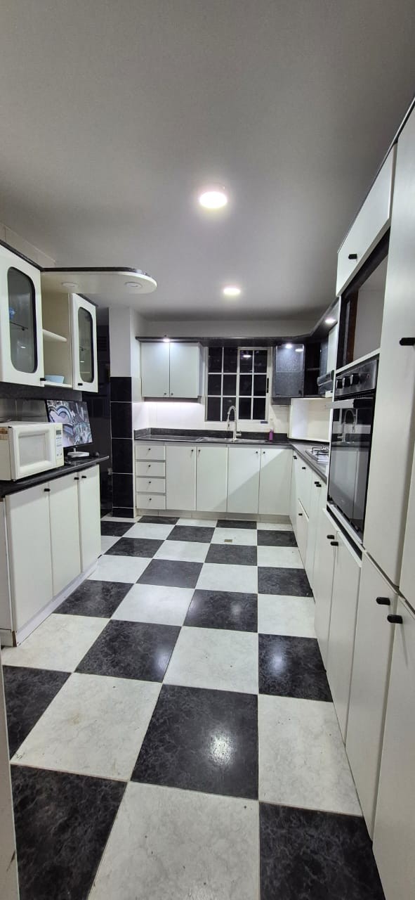 Casa en arriendo en Castropol, Medellín · foto 11 de 14