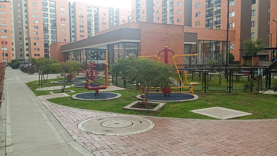 Apartamento de 2 alcobas en venta en La Prosperidad, Madrid, 58 m² · foto 22 de 24