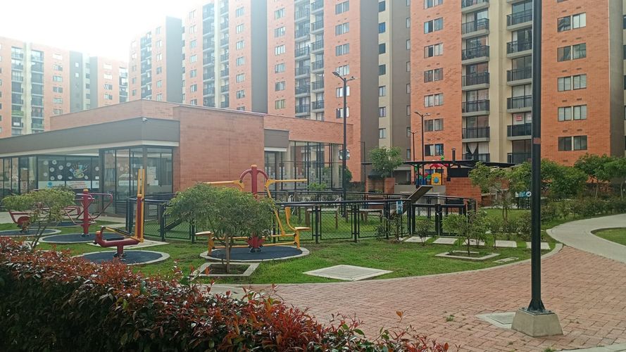 Apartamento de 2 alcobas en venta en La Prosperidad, Madrid, 58 m² · foto 23 de 24