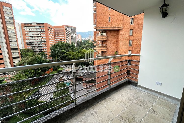 Apartamento de 3 alcobas en arriendo en Los Balsos, Medellín, 94 m² · foto 5 de 24