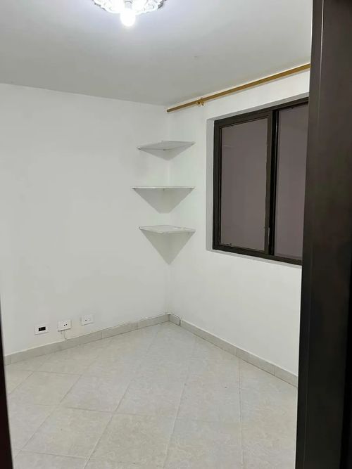 Casa de 3 alcobas en venta en El Carmelo, Itagüí, 92 m² · foto 4 de 20