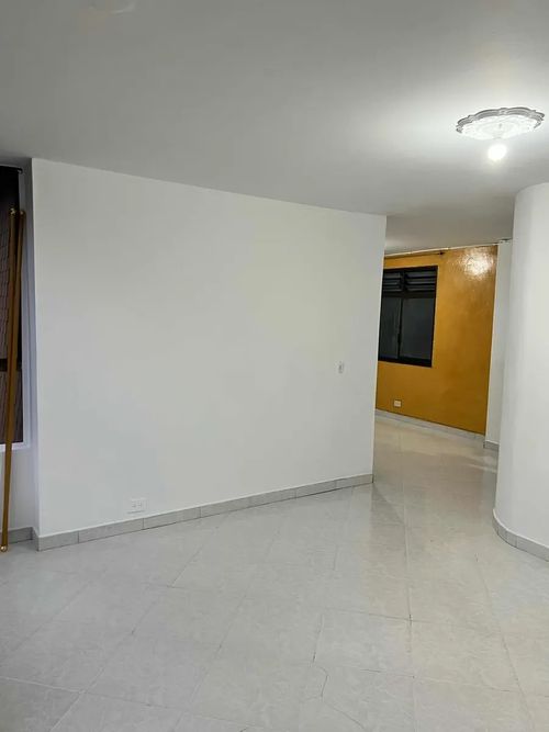 Casa de 3 alcobas en venta en El Carmelo, Itagüí, 92 m² · foto 19 de 20
