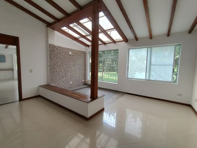 Casa de 6 alcobas en venta en Las Mercedes, Jamundí, 352 m² · foto 15 de 24