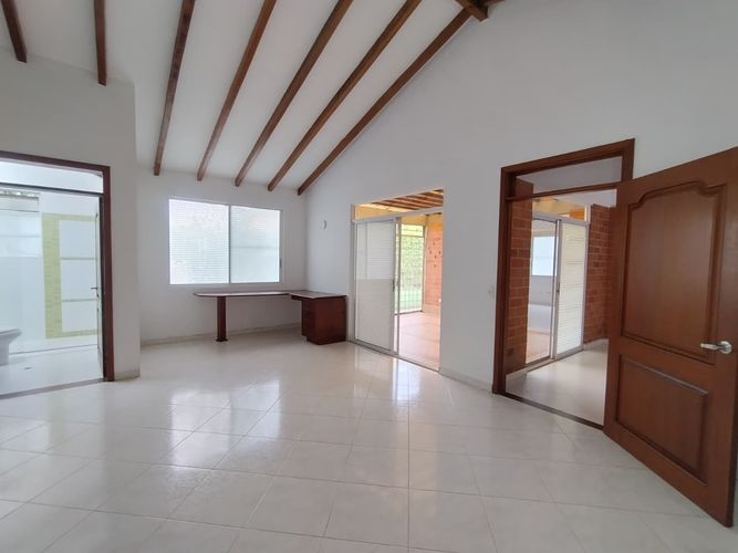 Casa de 6 alcobas en venta en Las Mercedes, Jamundí, 352 m² · foto 22 de 24