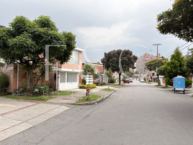 Apartamento en venta en Ub. Cordoba Niza, Bogotá · foto 23 de 24