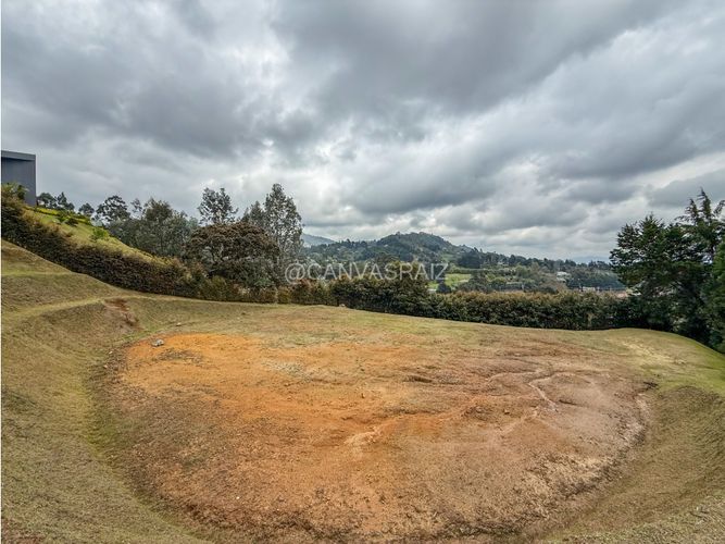 Lote en venta en Sajonia, Rionegro, 3018 m² · foto 3 de 7