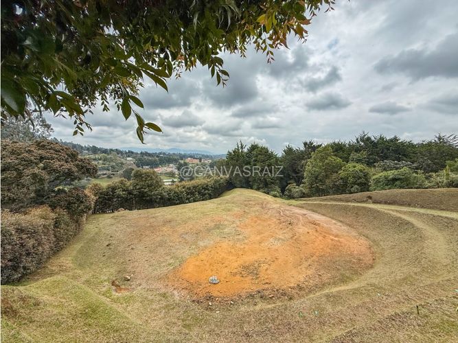 Lote en venta en Sajonia, Rionegro, 3018 m² · foto 4 de 7