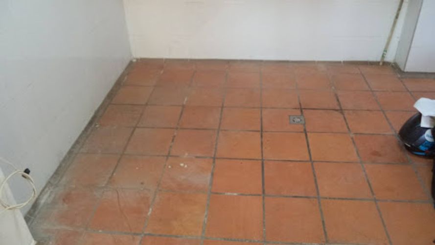Local en arriendo en San Pablo Guayabal, Medellín, 80 m² · foto 18 de 24