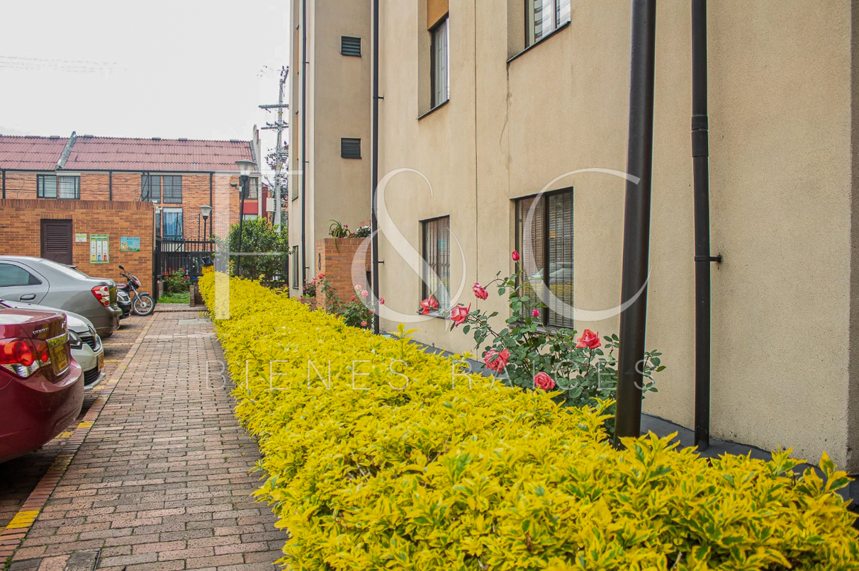 Apartamento en venta en Britalia, Bogotá · foto 8 de 9