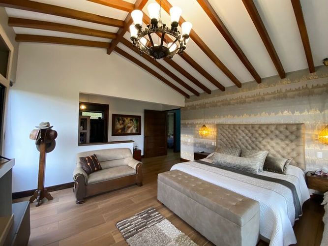 Apartamento de 4 alcobas en venta en Santa Ana, Rionegro, 380 m² · foto 12 de 22