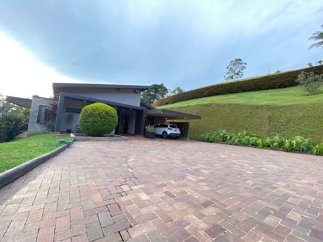 Apartamento de 4 alcobas en venta en Santa Ana, Rionegro, 380 m² · foto 18 de 22