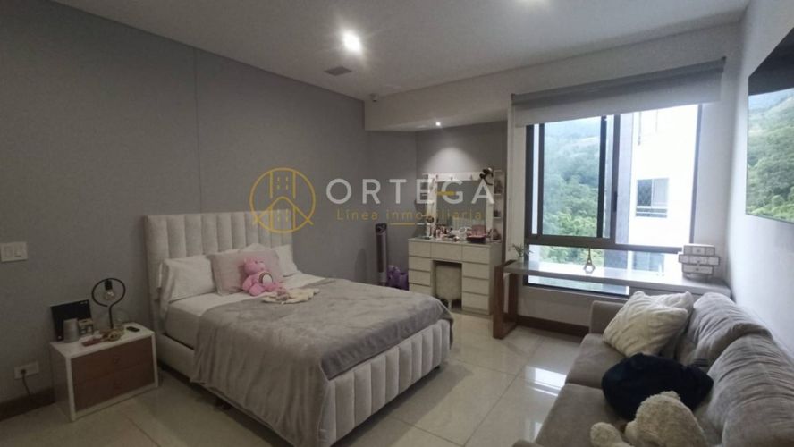 Apartamento de 3 alcobas en venta en Cabecera Del Llano, Bucaramanga, 264 m² · foto 21 de 24