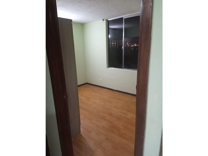 Apartamento de 3 alcobas en venta en Patio Bonito Et. I, Bogotá, 43 m² · foto 3 de 10
