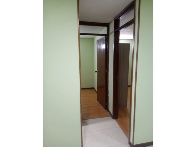 Apartamento de 3 alcobas en venta en Patio Bonito Et. I, Bogotá, 43 m² · foto 7 de 10