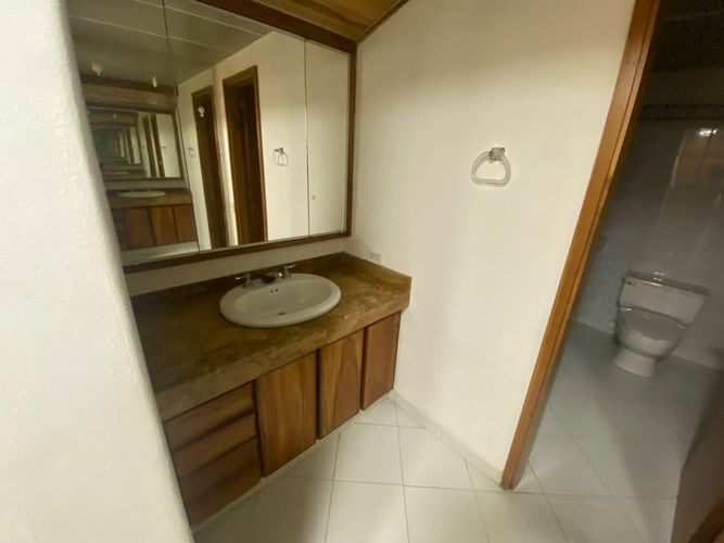 Apartamento en venta en El Refugio, Bogotá · foto 16 de 17