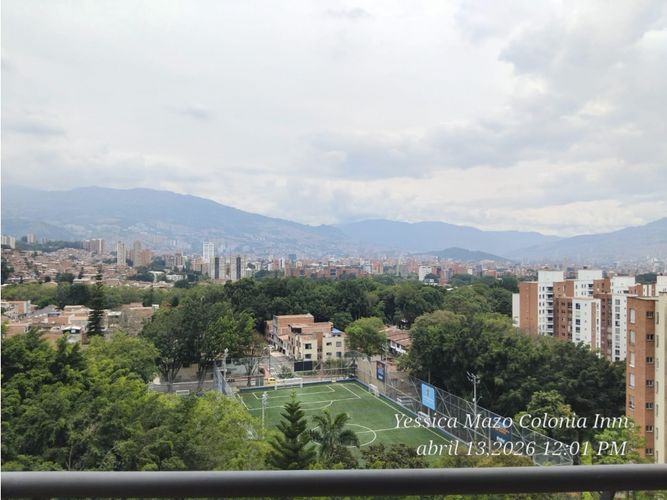 Apartamento de 3 alcobas en arriendo en Loma De Los Bernal, Medellín, 120 m² · foto 20 de 24