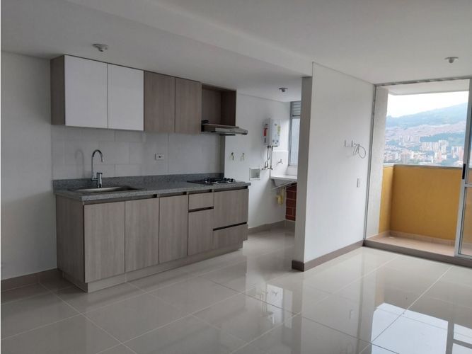 Apartamento de 3 alcobas en venta en Niquia, Copacabana, 61 m² · foto 3 de 12