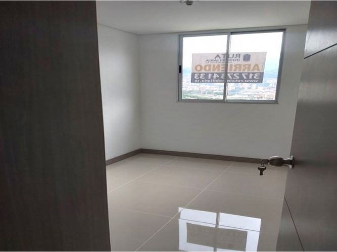 Apartamento de 3 alcobas en venta en Niquia, Copacabana, 61 m² · foto 6 de 12