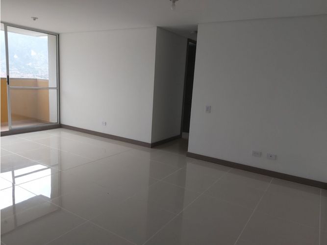 Apartamento de 3 alcobas en venta en Niquia, Copacabana, 61 m² · foto 12 de 12
