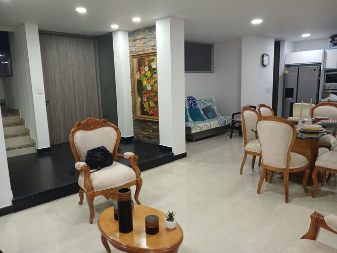 Casa de 4 alcobas en venta en Lagos Del Cacique, Bucaramanga, 212 m² · foto 7 de 21
