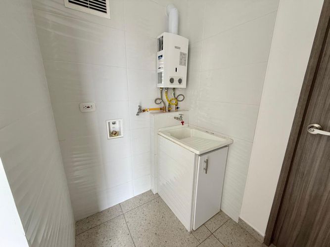 Apartaestudio en venta en Mazuren, Bogotá, 30 m² · foto 7 de 16