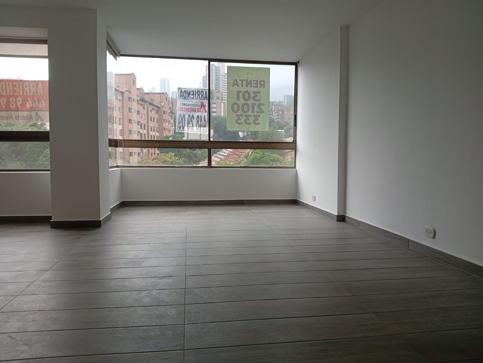 Apartamento en arriendo en El Poblado, Medellín · foto 3 de 12