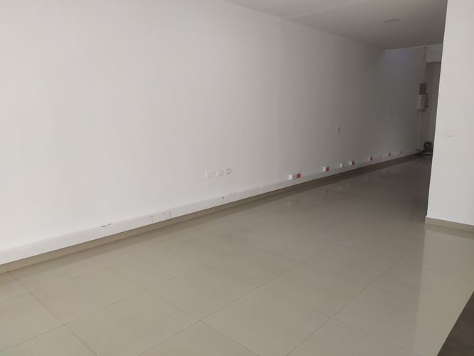 Oficina en arriendo en Sotomayor, Bucaramanga, 400 m² · foto 9 de 18