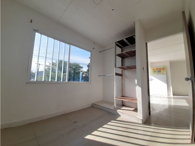 Edificio en venta en Ciudad Cordoba, Cali, 390 m² · foto 2 de 14